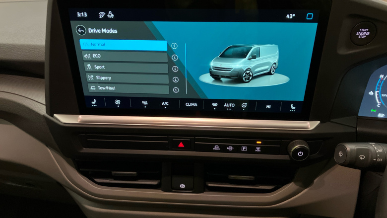 Volkswagen Transporter T32 Swb Electric 160kW 65kWh Commerce Pro Van Auto